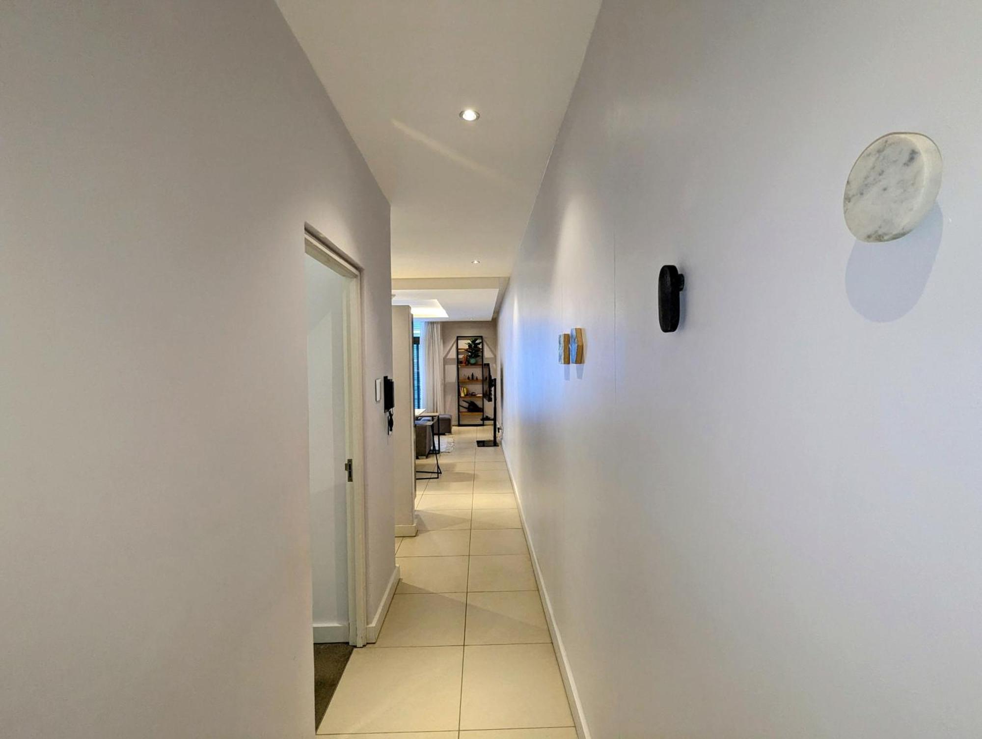 Modern 1 Bed In The Heart Of Point Apartment Cape Town